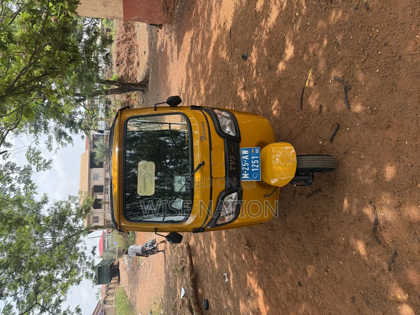 TVS King Deluxe Plus iTouch Start 2025 Yellow