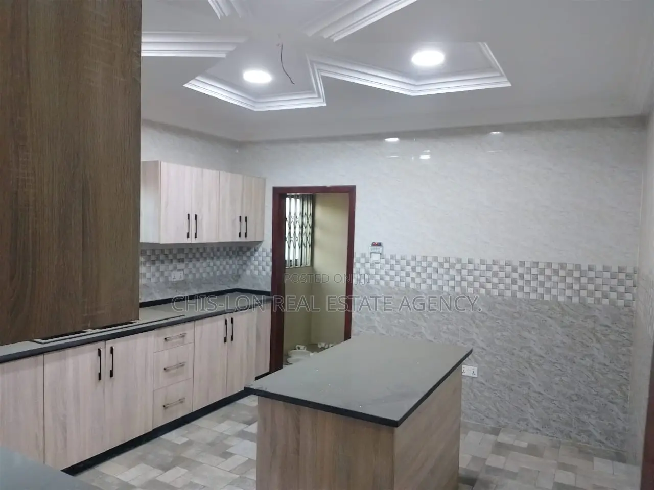 5bdrm House in Chis-Lon Broker, Millenium City for rent