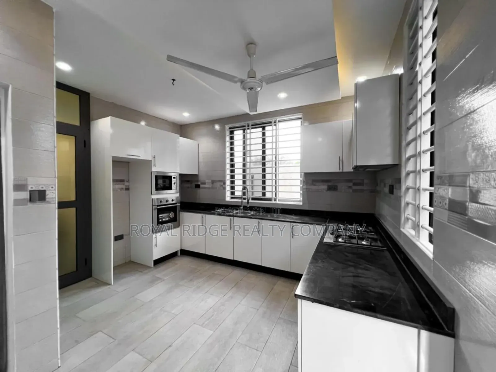 3bdrm Duplex in Adenta, Accra Metropolitan for rent