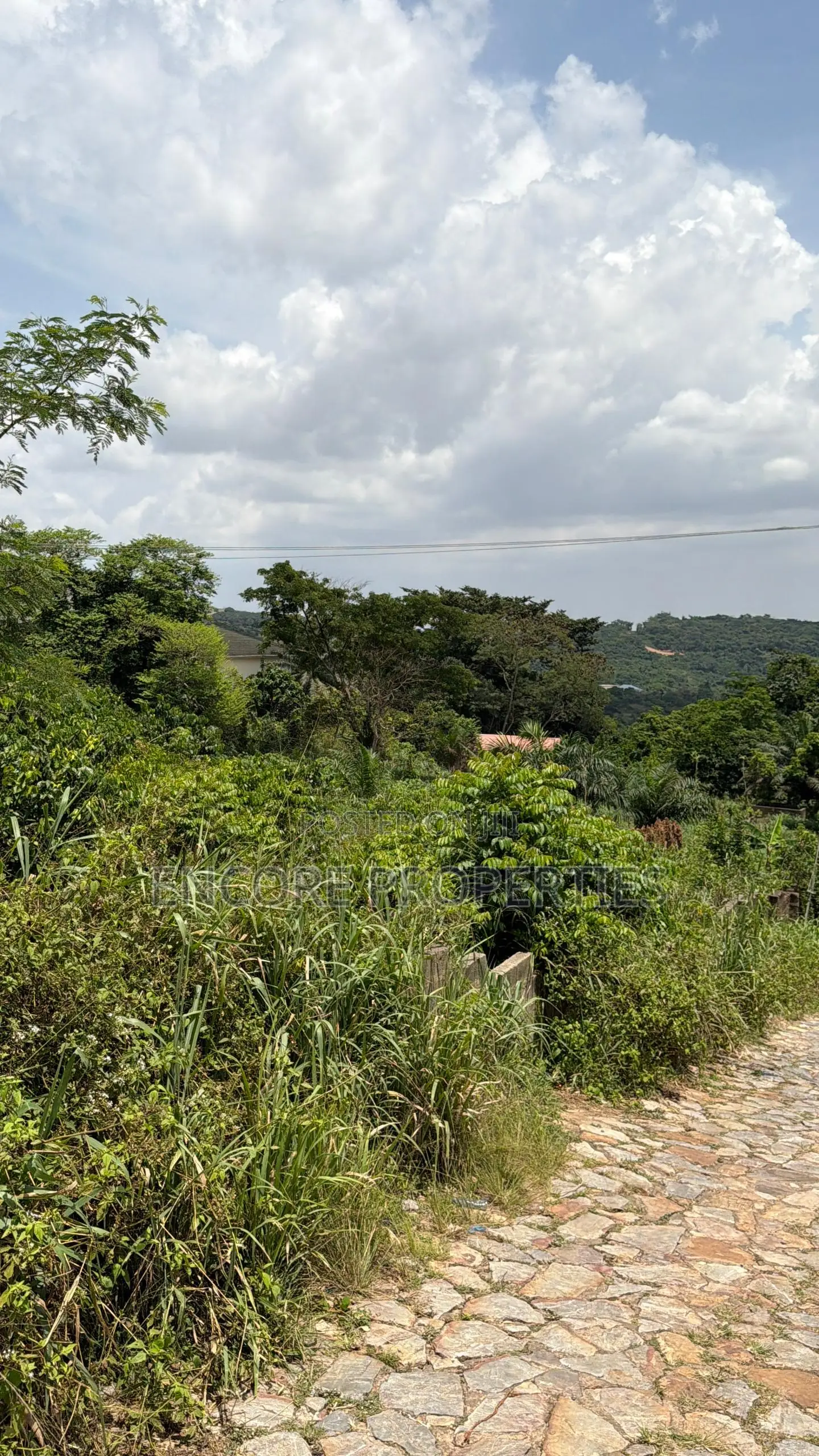 2 Acres of Titled Land on the Peaduase Aburi Road