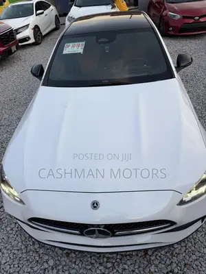 Mercedes-Benz C300 2022 White
