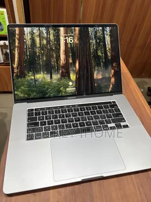 Laptop Apple MacBook Pro 2019 32GB Intel Core i9 SSD 512GB