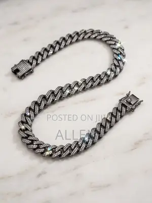 Exclusive Black Ice Cuban Link Chain – Heavy VVS Shine