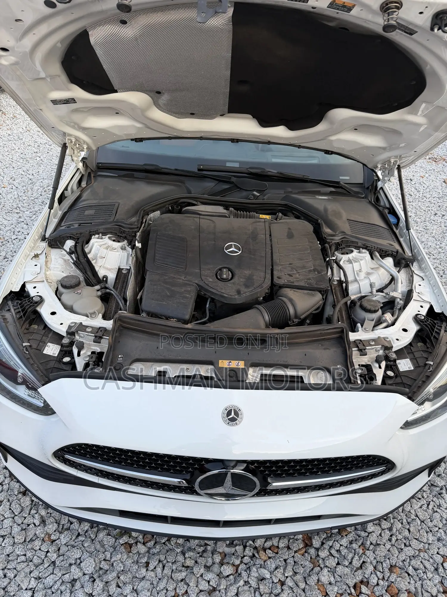 Mercedes-Benz C300 2022 White