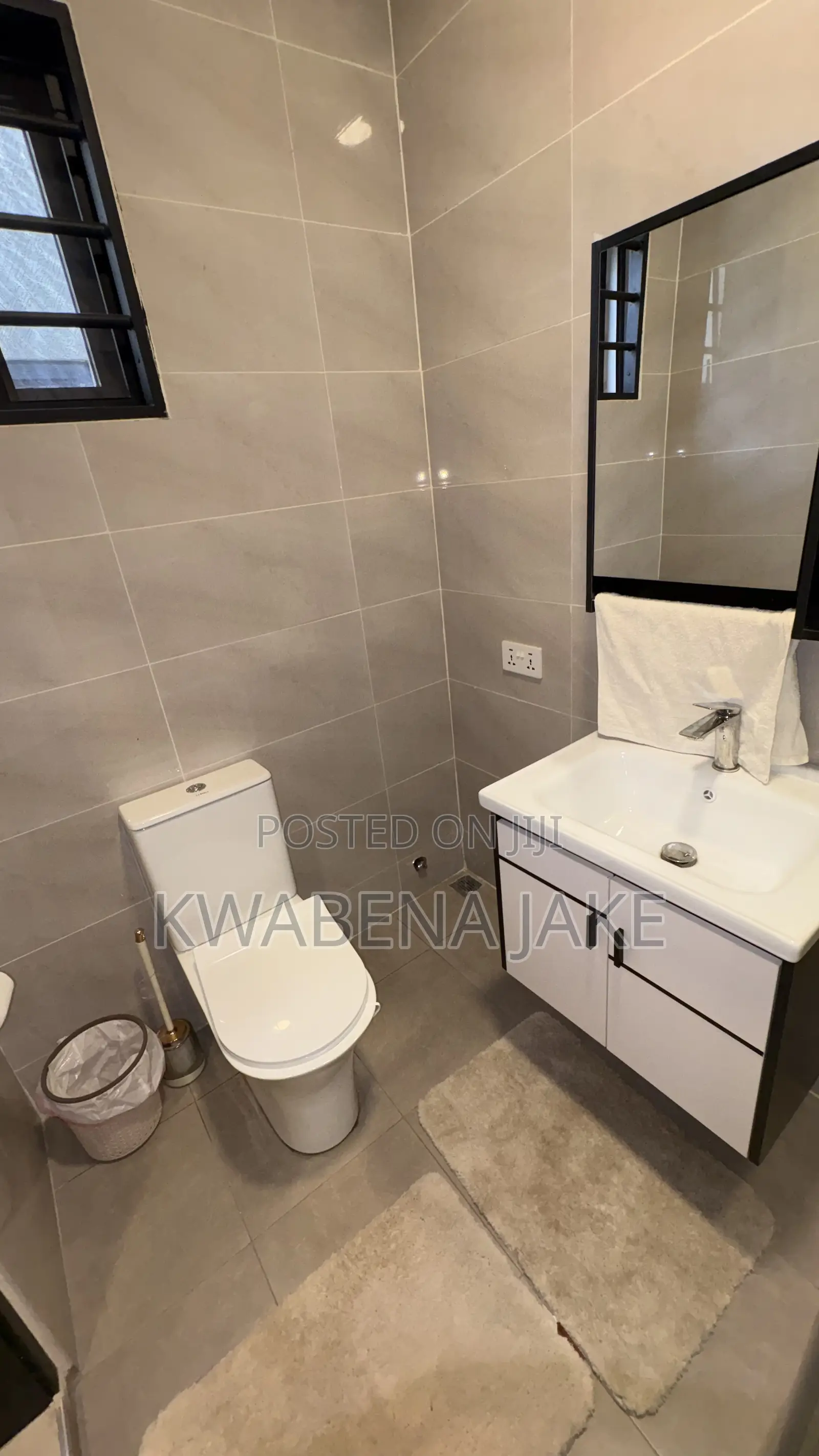 Short Stay Air BNB Apartment (4 Bedroom)