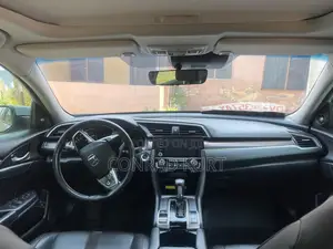 Honda Civic Touring Sedan 2019 Gray