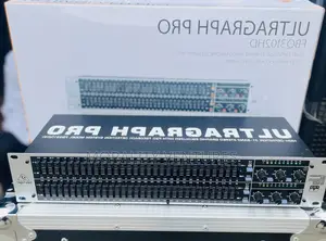 Behringer Ultragraph Pro Fbq3102hd 31-Band Stereo Graphic Equalizer,