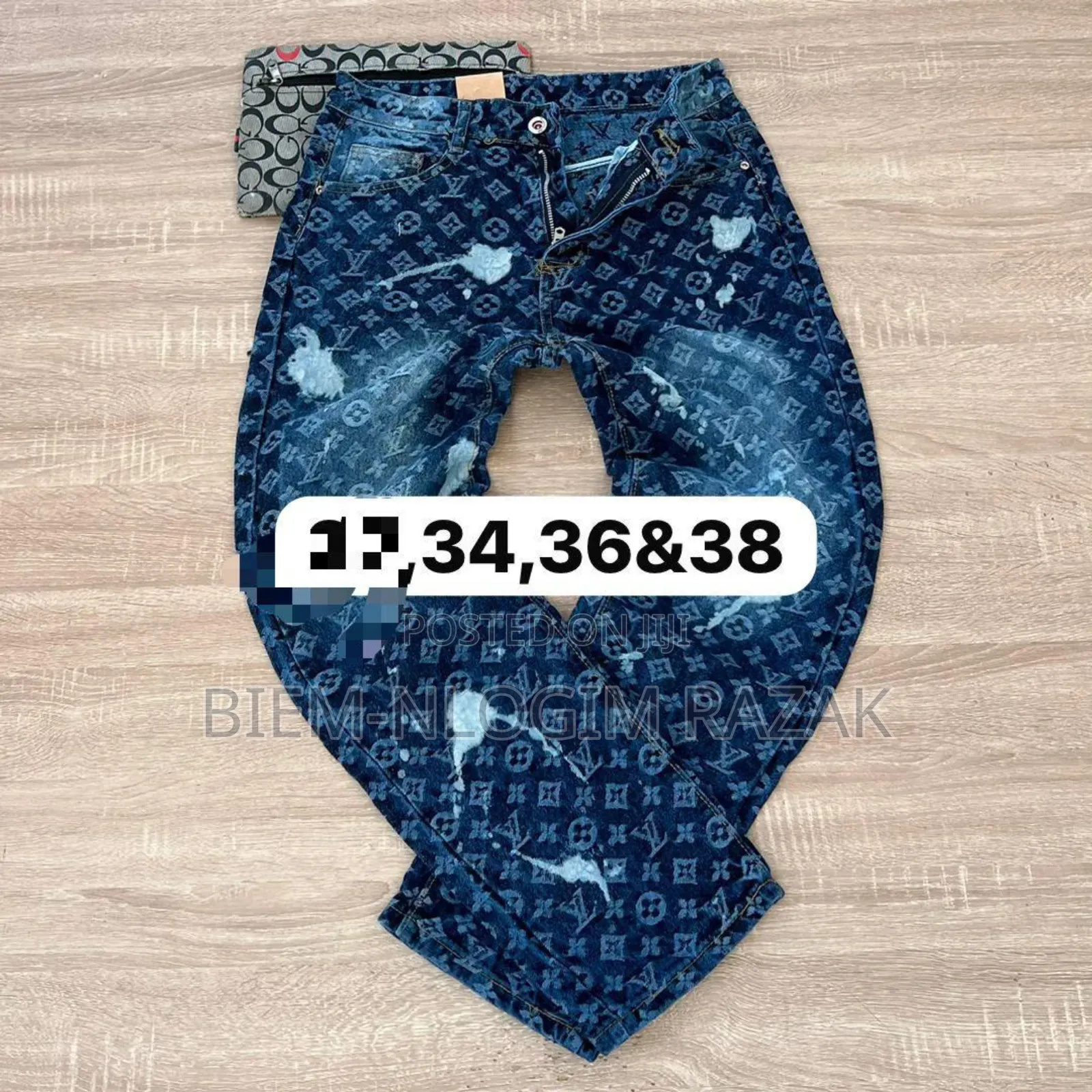 Tops Quality Luis Vutton and Gucci Baggy Jeans Available in Stock