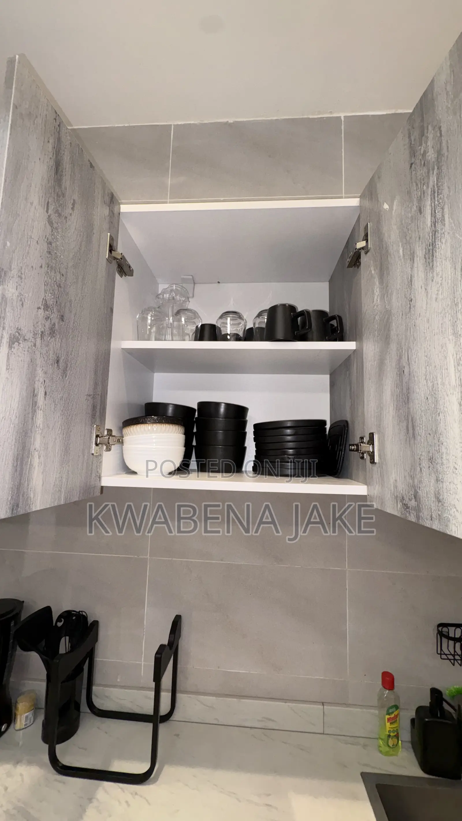 Short Stay Air BNB Apartment (4 Bedroom)