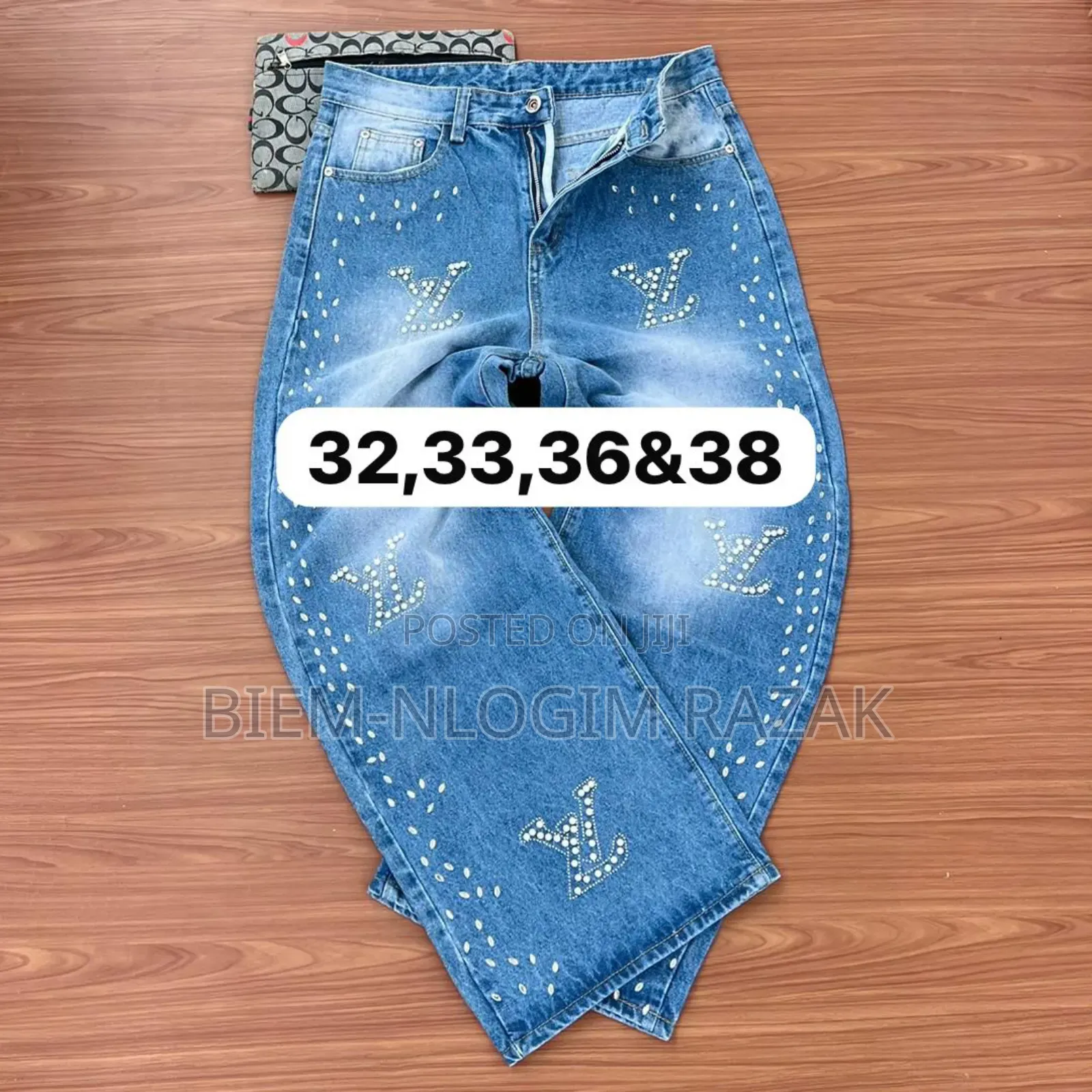 Tops Quality Luis Vutton and Gucci Baggy Jeans Available in Stock