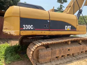 Caterpillar 330c Excavator.