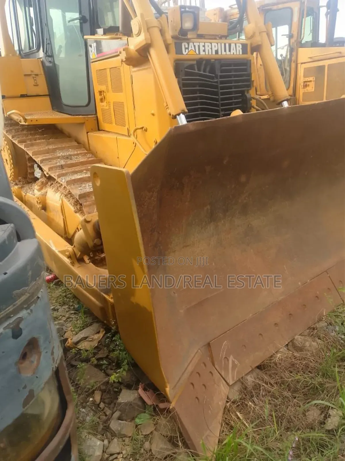 Caterpillar D6r Bulldozer.