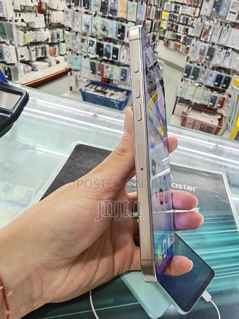 Apple iPhone 16 Pro Max 512 GB Silver