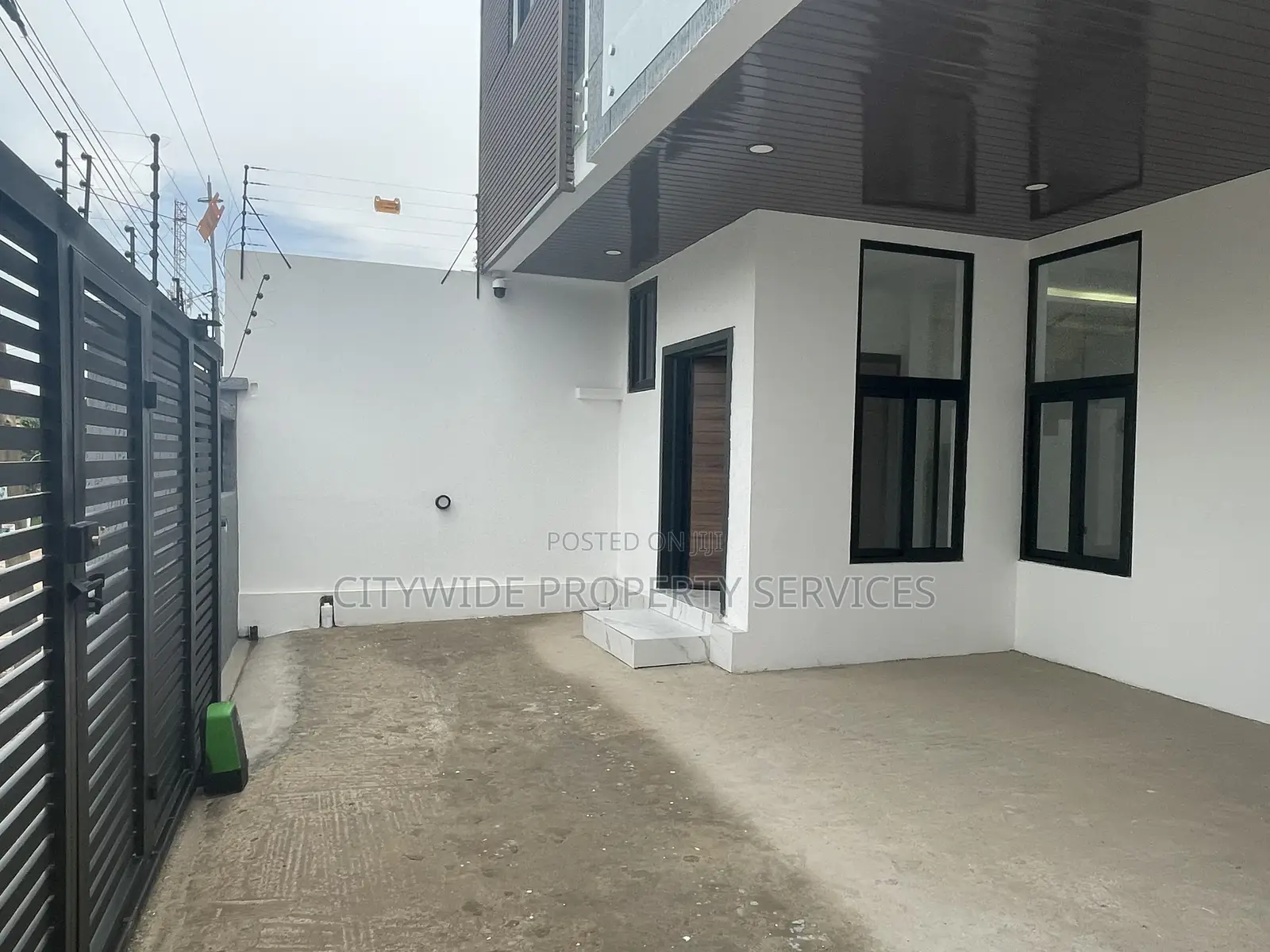 3bdrm House in West Legon, Presby Church Area for sale