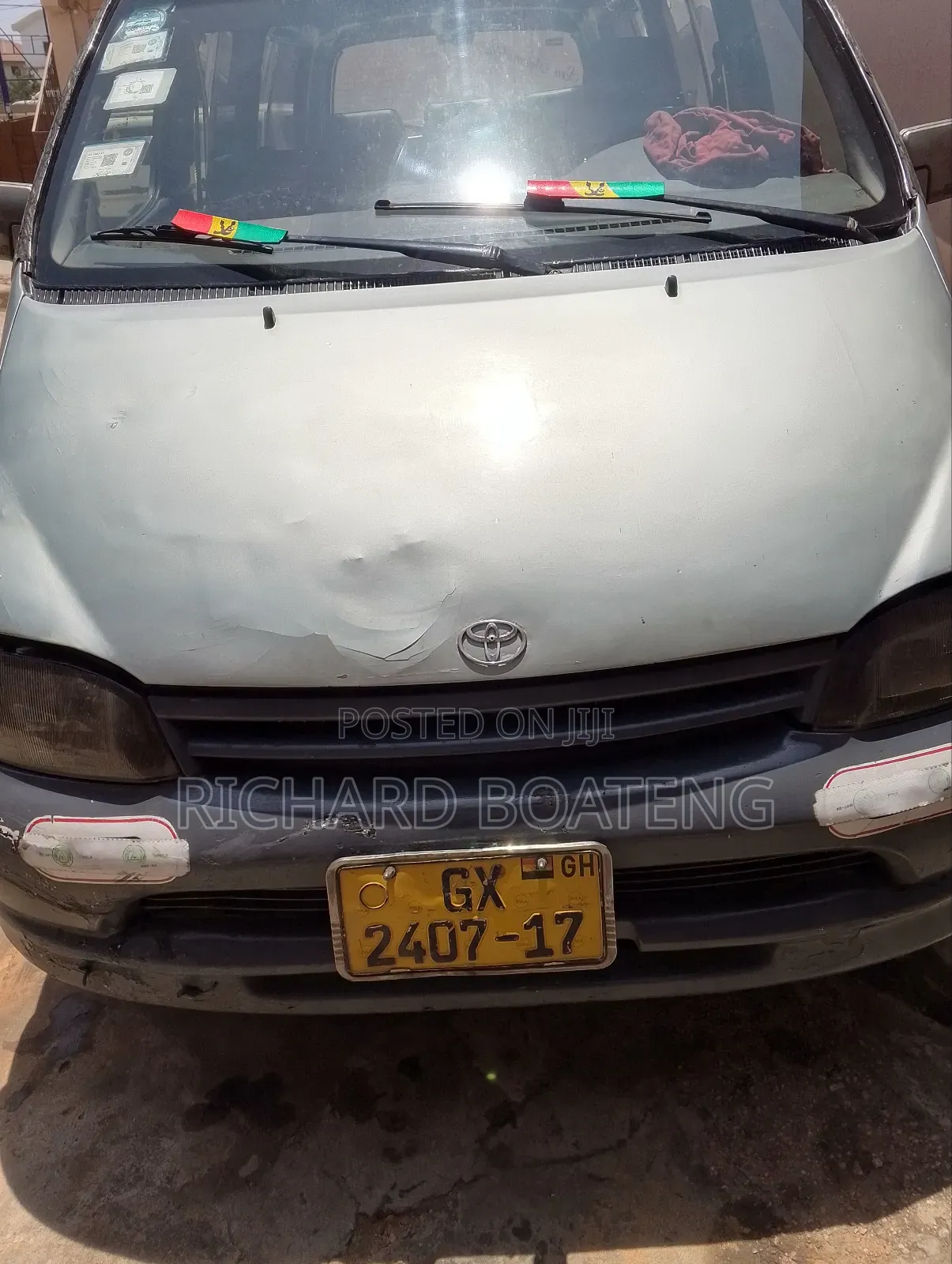 Toyota HiAce 1998 Grey