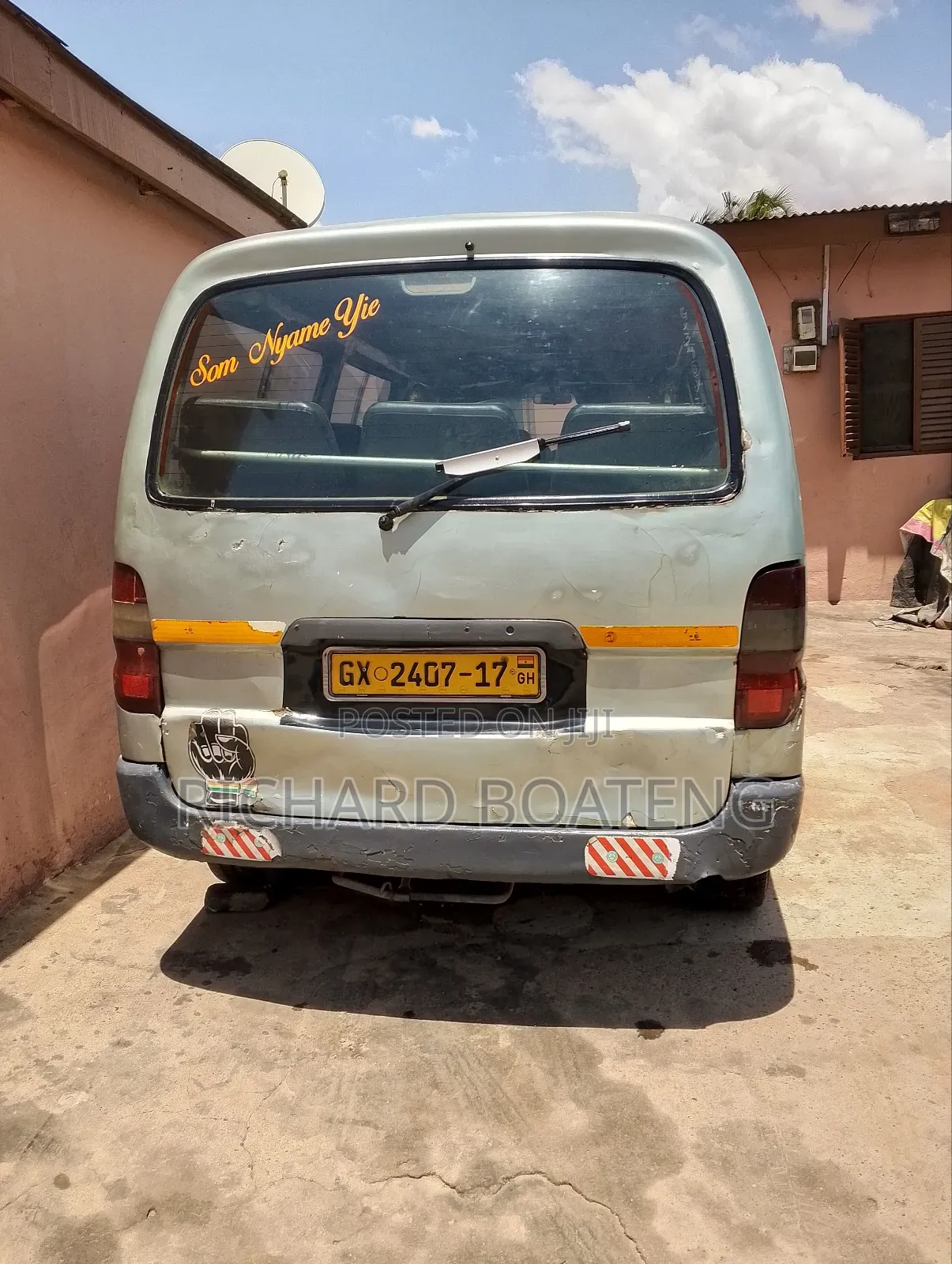 Toyota HiAce 1998 Grey