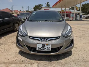 Hyundai Elantra SE 4dr Sedan (1.8L 4cyl 6A) 2015 Gold