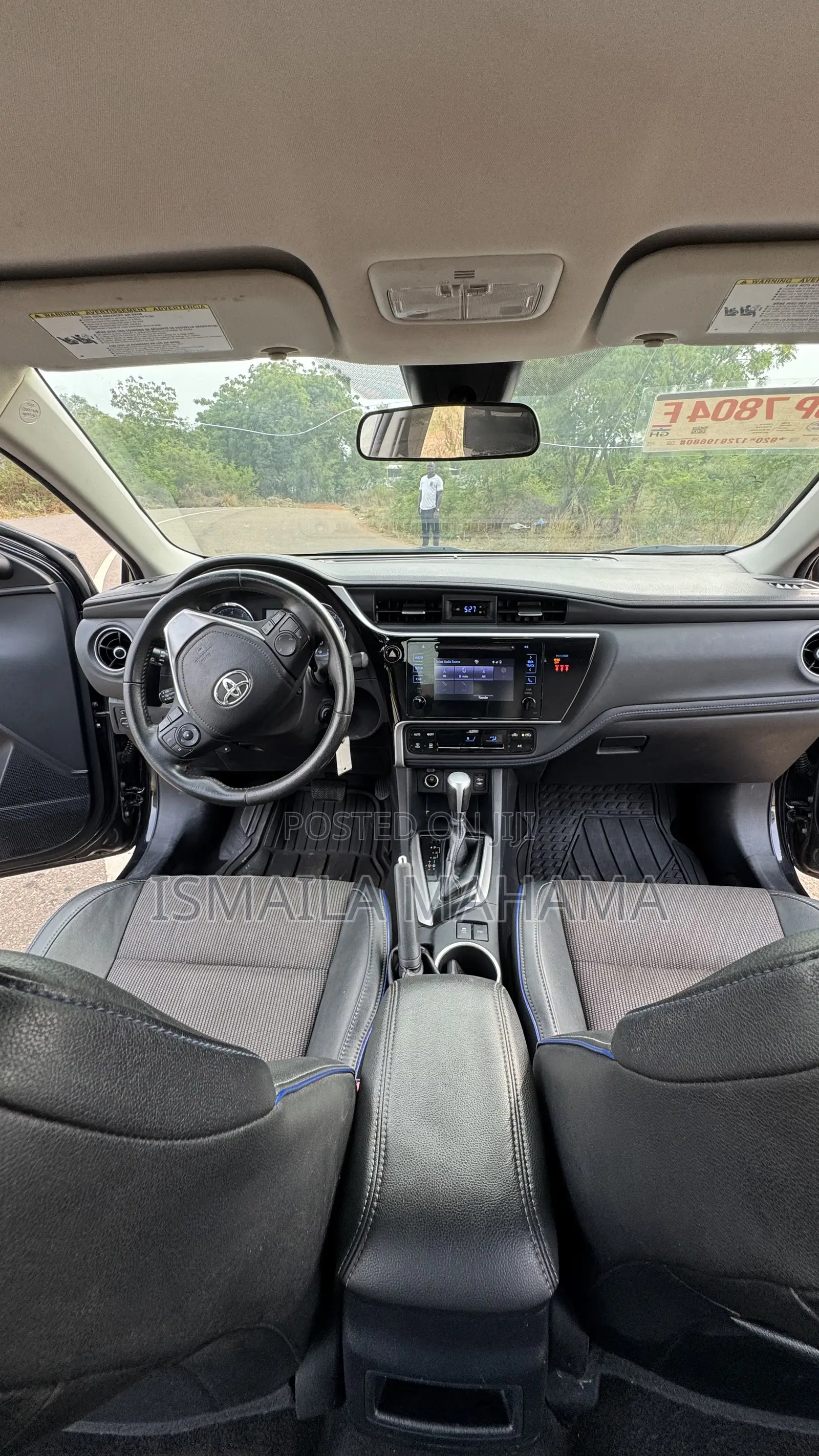 Toyota Corolla SE (1.8L 4cyl 2A) 2018 Black