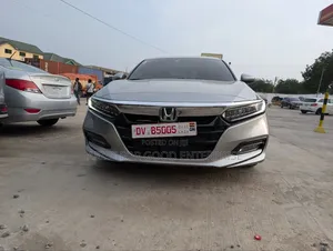 Honda Accord Touring 2018 Silver