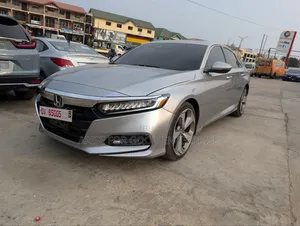 Honda Accord Touring 2018 Silver