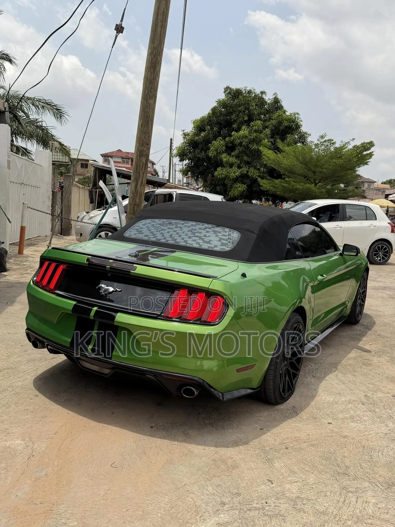 Ford Mustang EcoBoost Premium Convertible 2016 Green
