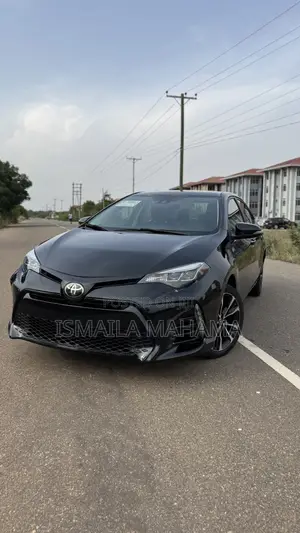 Toyota Corolla SE (1.8L 4cyl 2A) 2018 Black