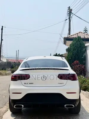 Mercedes-Benz GLC-Class 2021 White