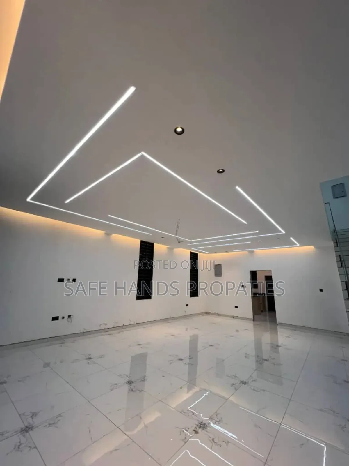 3bdrm Duplex in Accra Metropolitan for sale