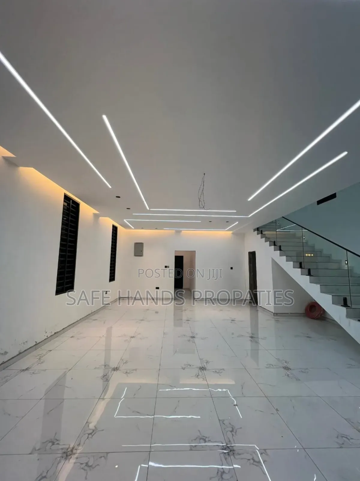 3bdrm Duplex in Accra Metropolitan for sale