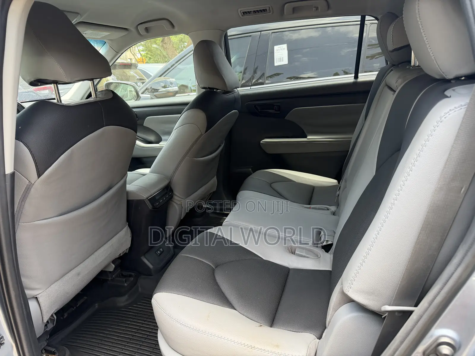 Toyota Highlander LE AWD 2020 Blue