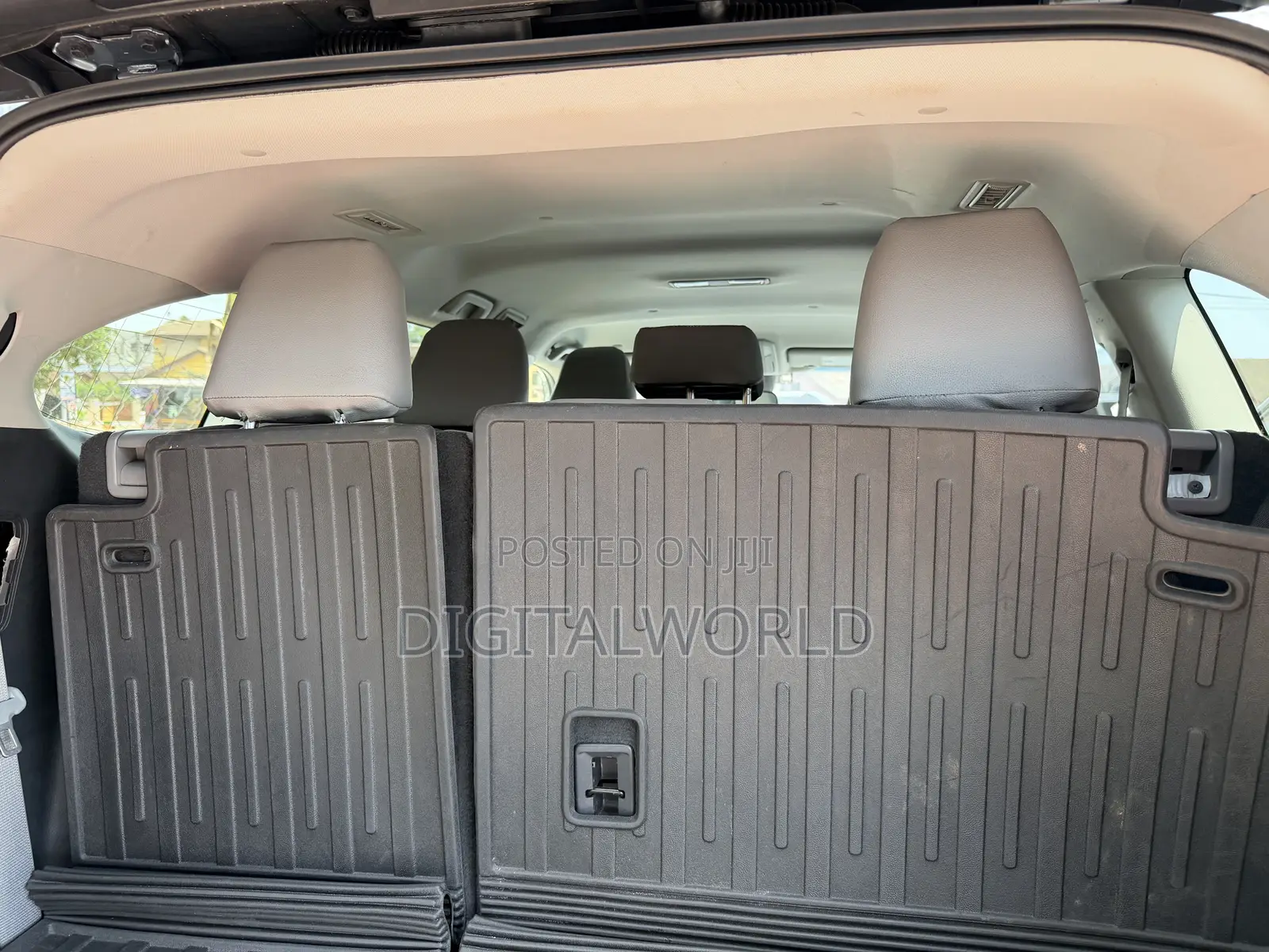 Toyota Highlander LE AWD 2020 Blue