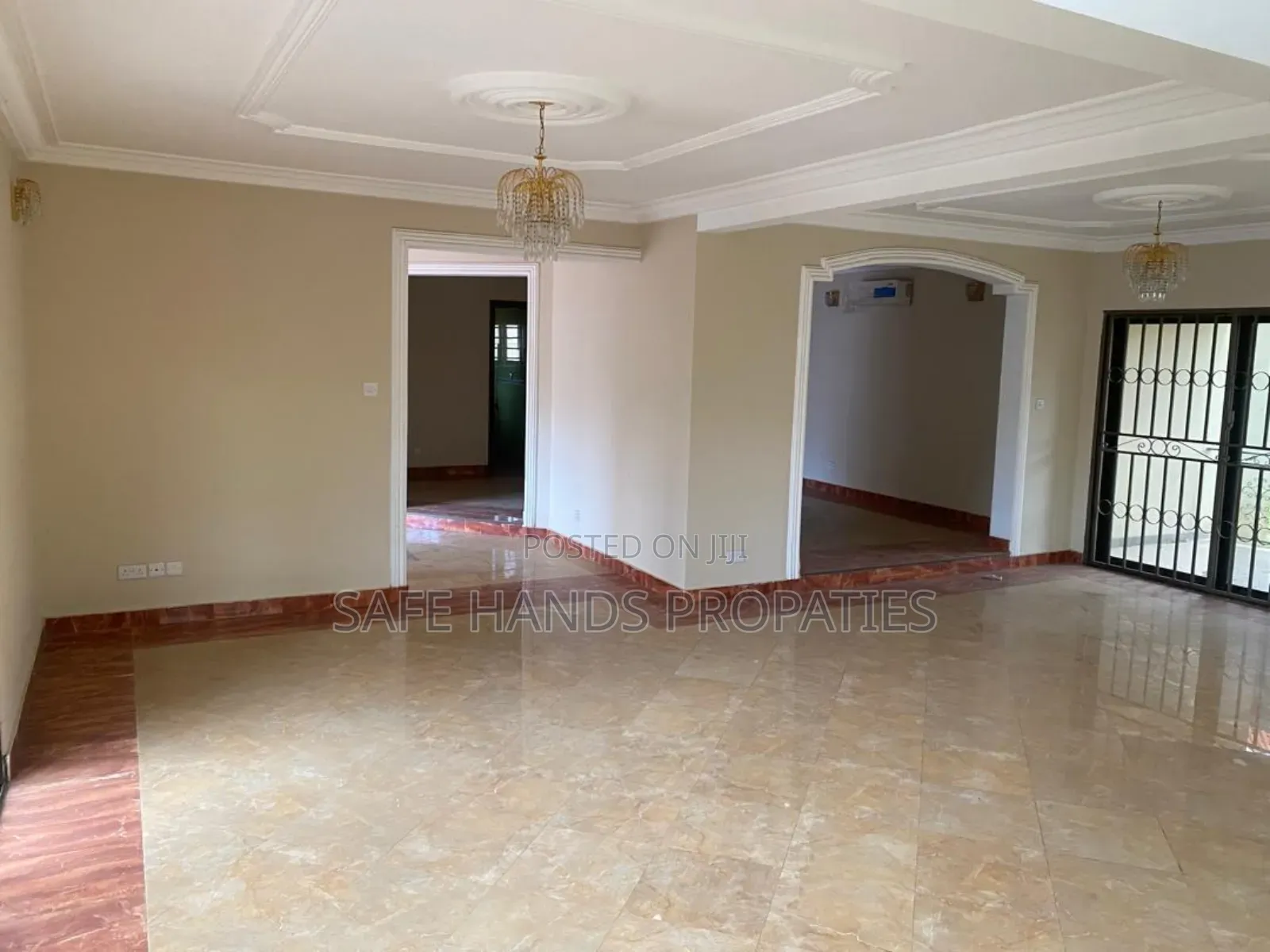 5bdrm Duplex in Accra Metropolitan for rent