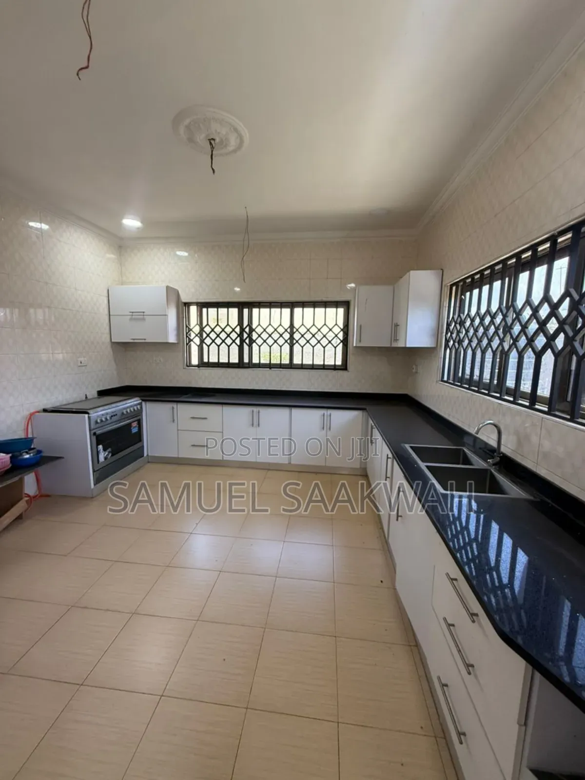 5bdrm House in Old Barrier Scc for sale