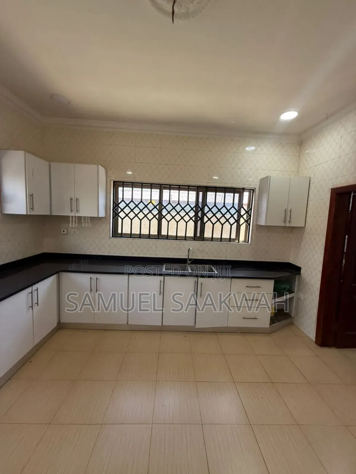 5bdrm House in Old Barrier Scc for sale
