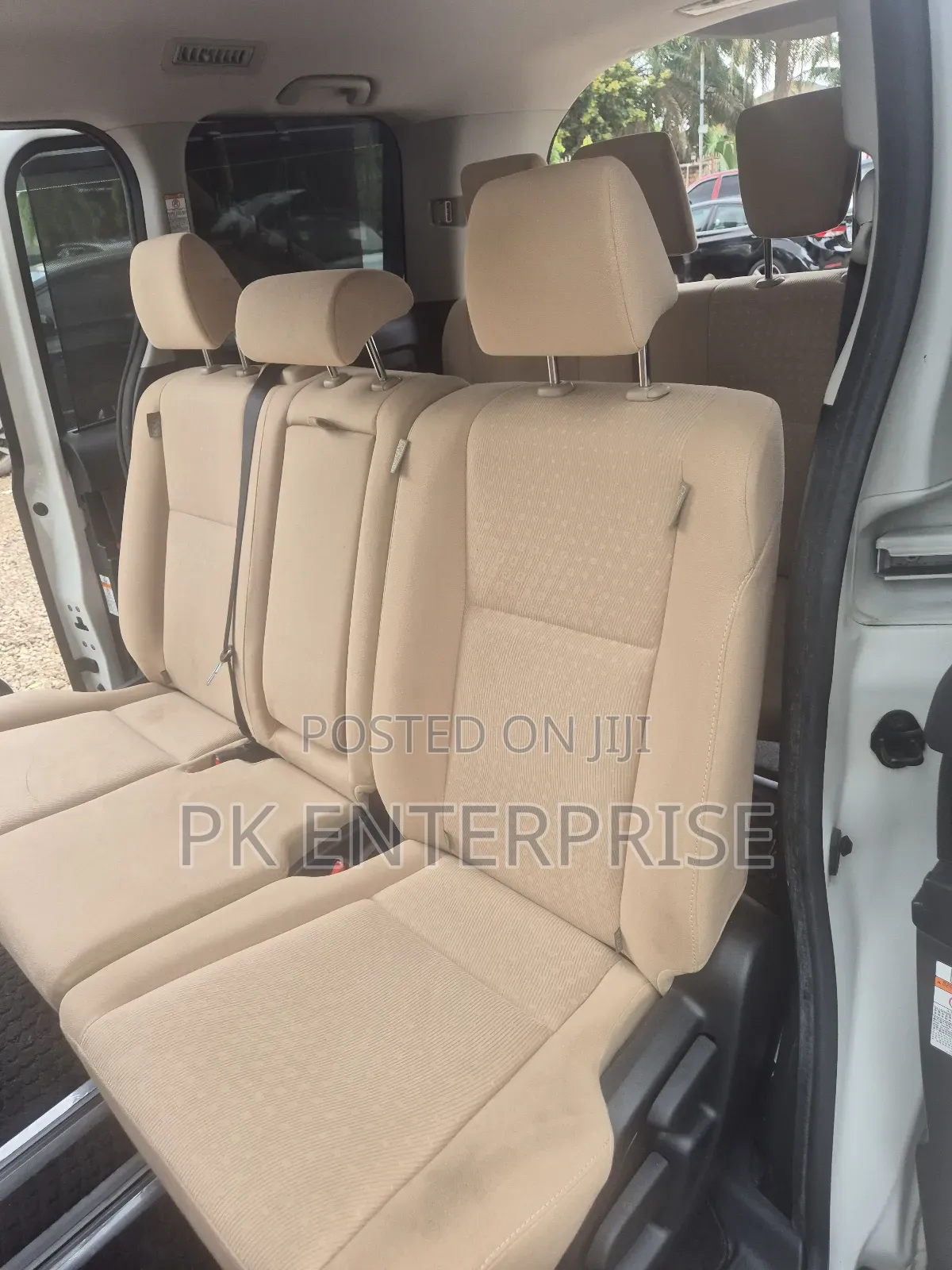 Toyota Noah 2016 White