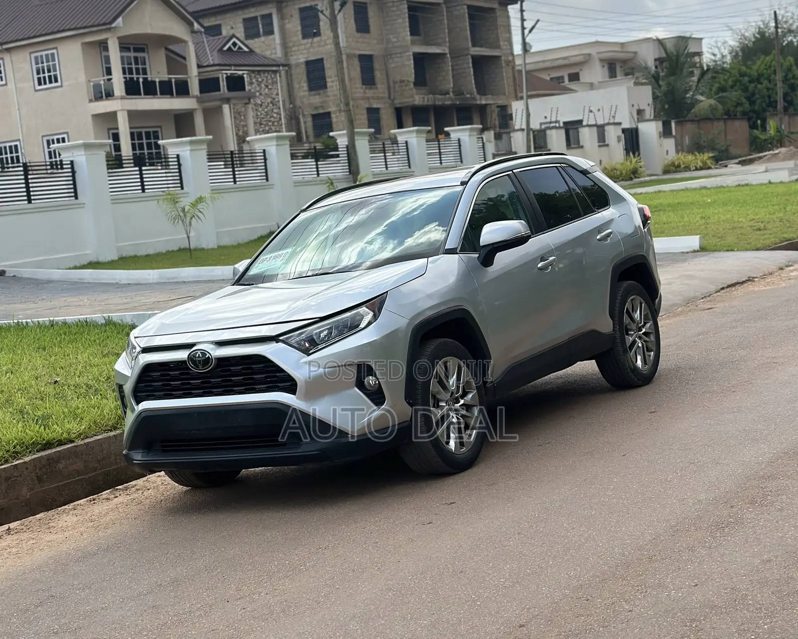 Toyota RAV4 2019 Silver