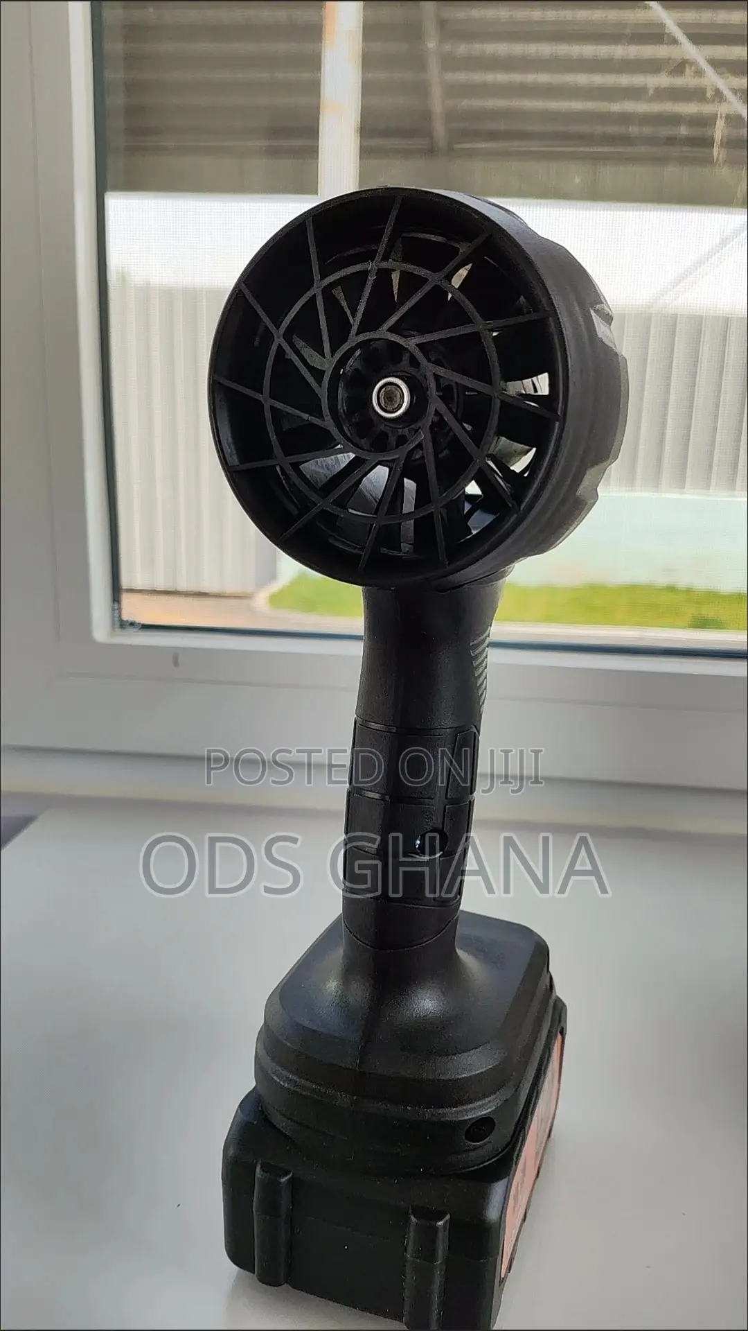 Portable Cordless Blower – Professional Tool for Home Workshop