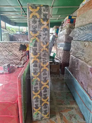 Nice Mattress (12 Inches)