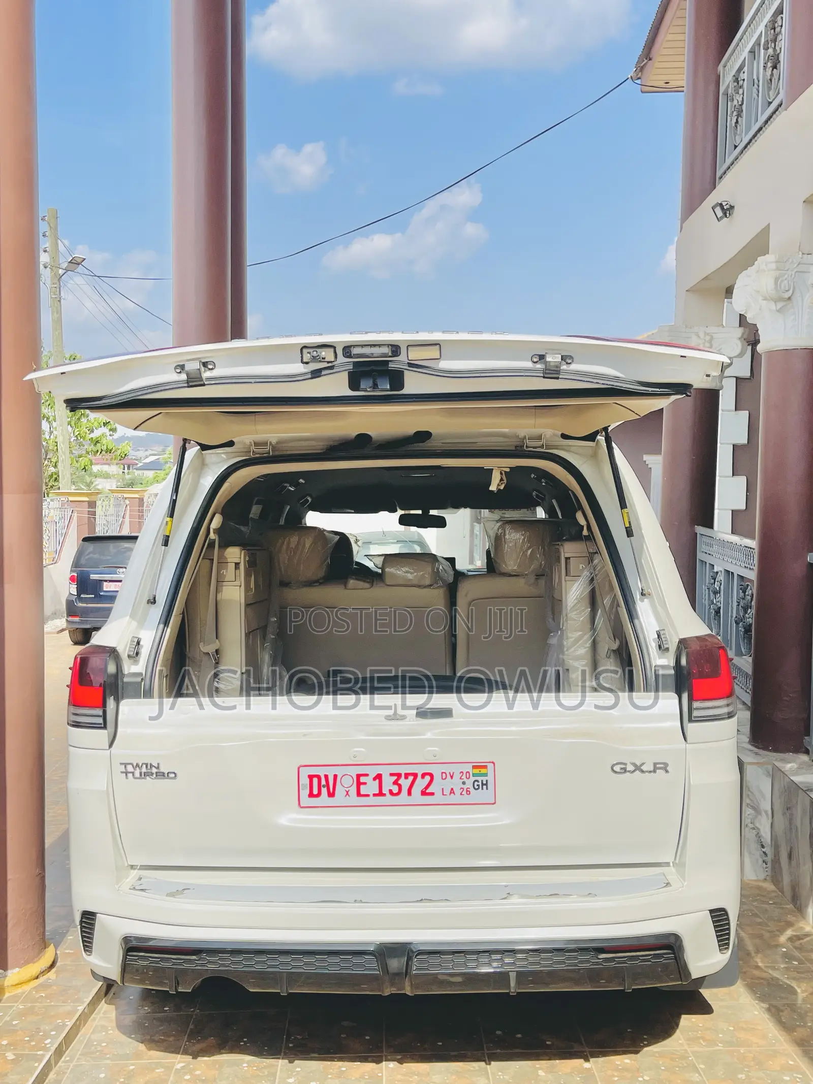 Toyota Land Cruiser 2023 White