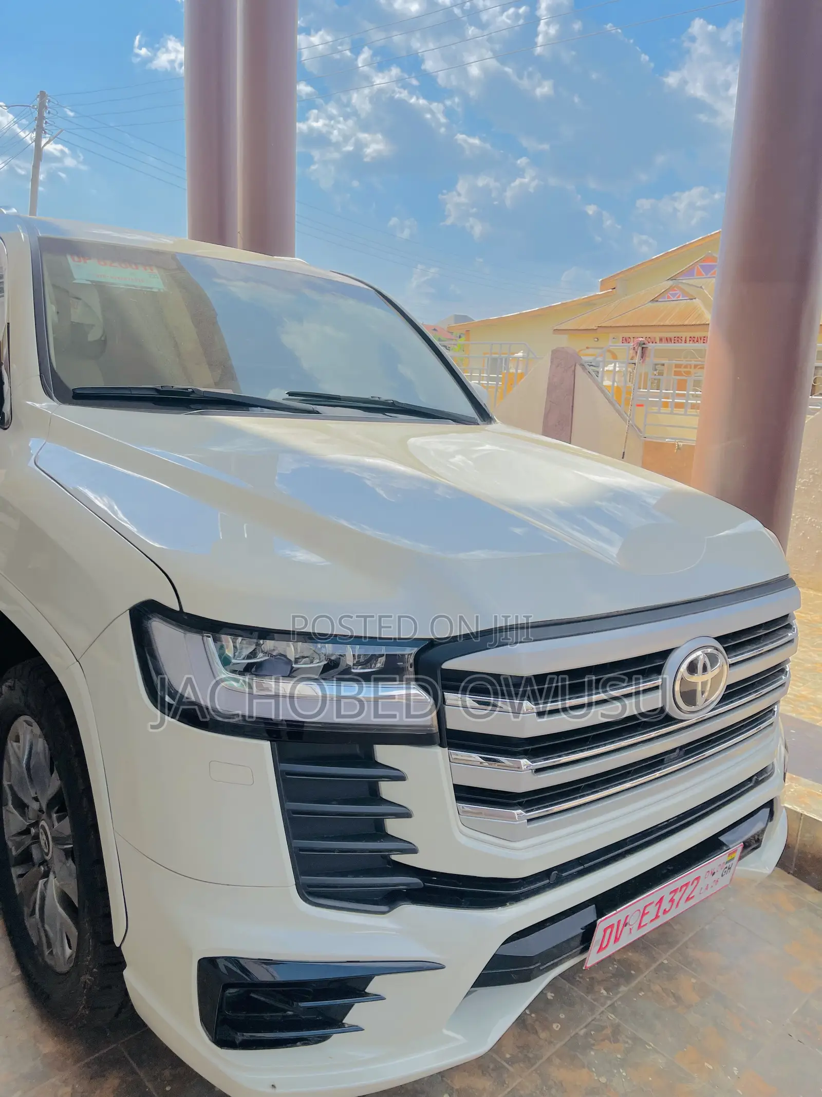 Toyota Land Cruiser 2023 White