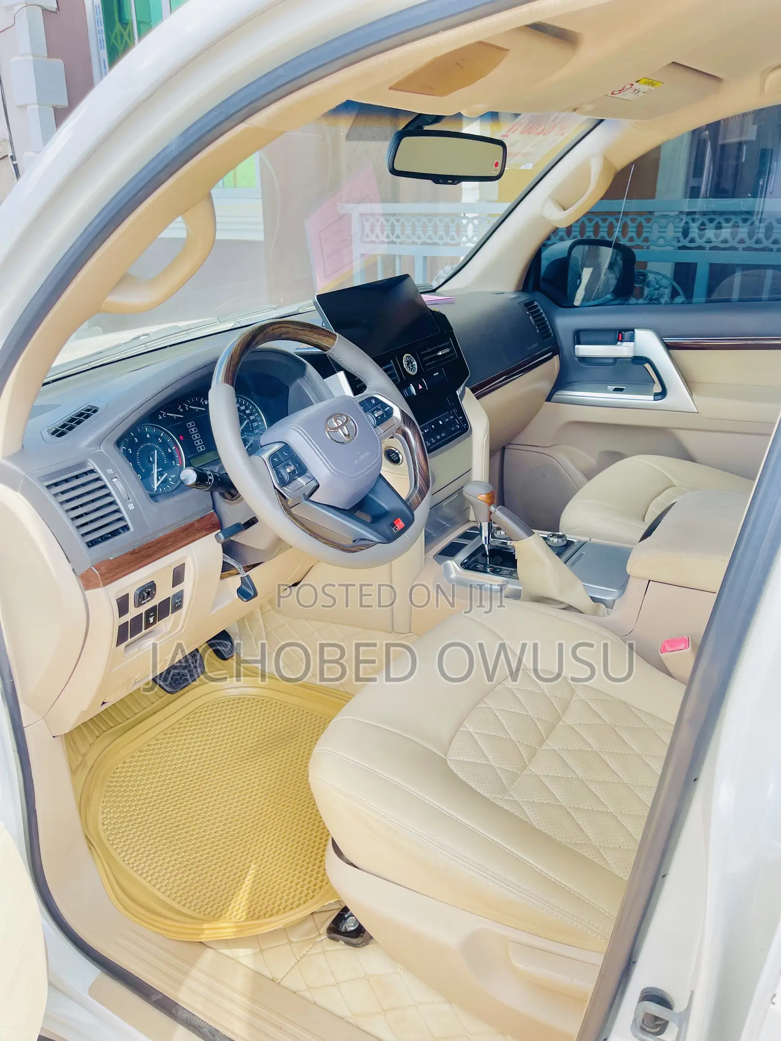 Toyota Land Cruiser 2023 White