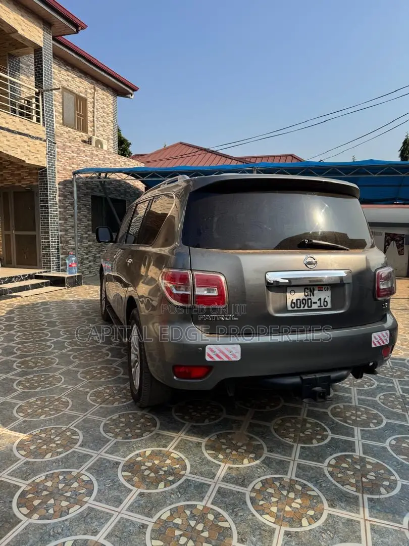 Nissan Patrol 2016 Silver