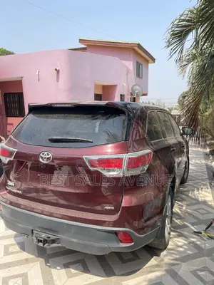 Toyota Highlander 2016 Red