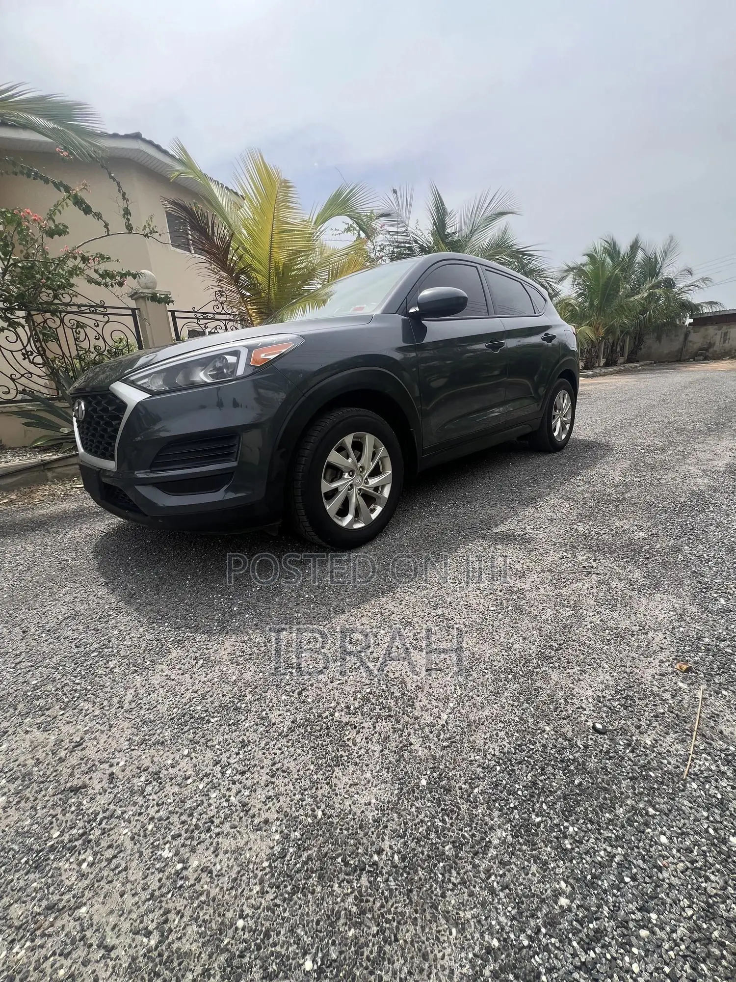 Hyundai Tucson SE 2021 Gray