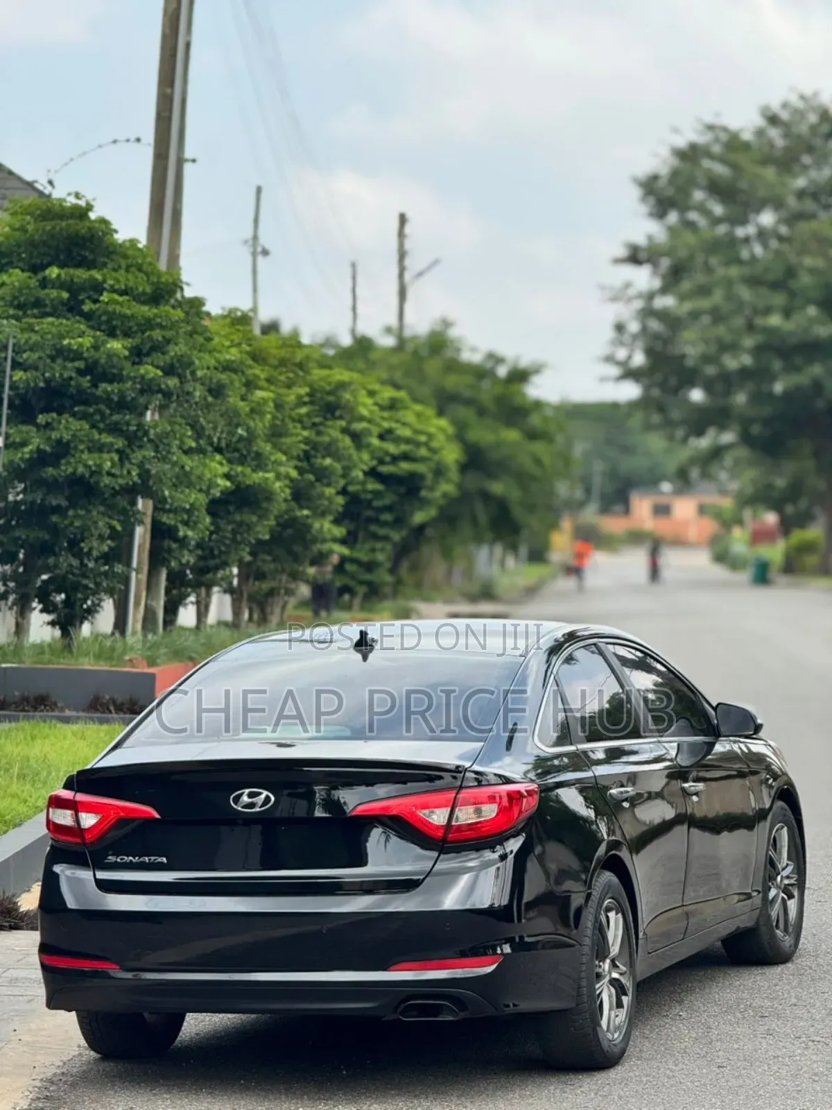 Hyundai Sonata Base Sedan FWD (2.4L 4cyl 6A) 2017 Black