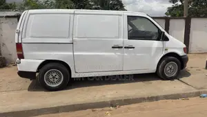 Mercedes-Benz Vito 2001 White