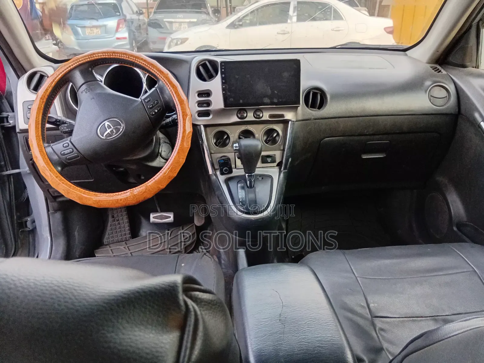 Toyota Matrix Hatchback AWD (1.8L 4cyl 4A) 2006 Gray