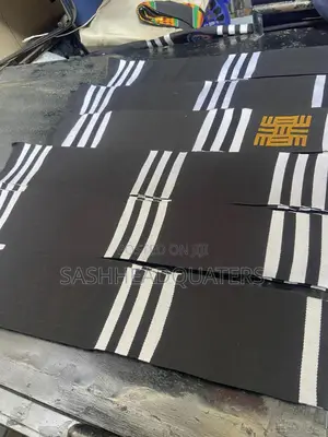 Black White Ghana Plain Kente