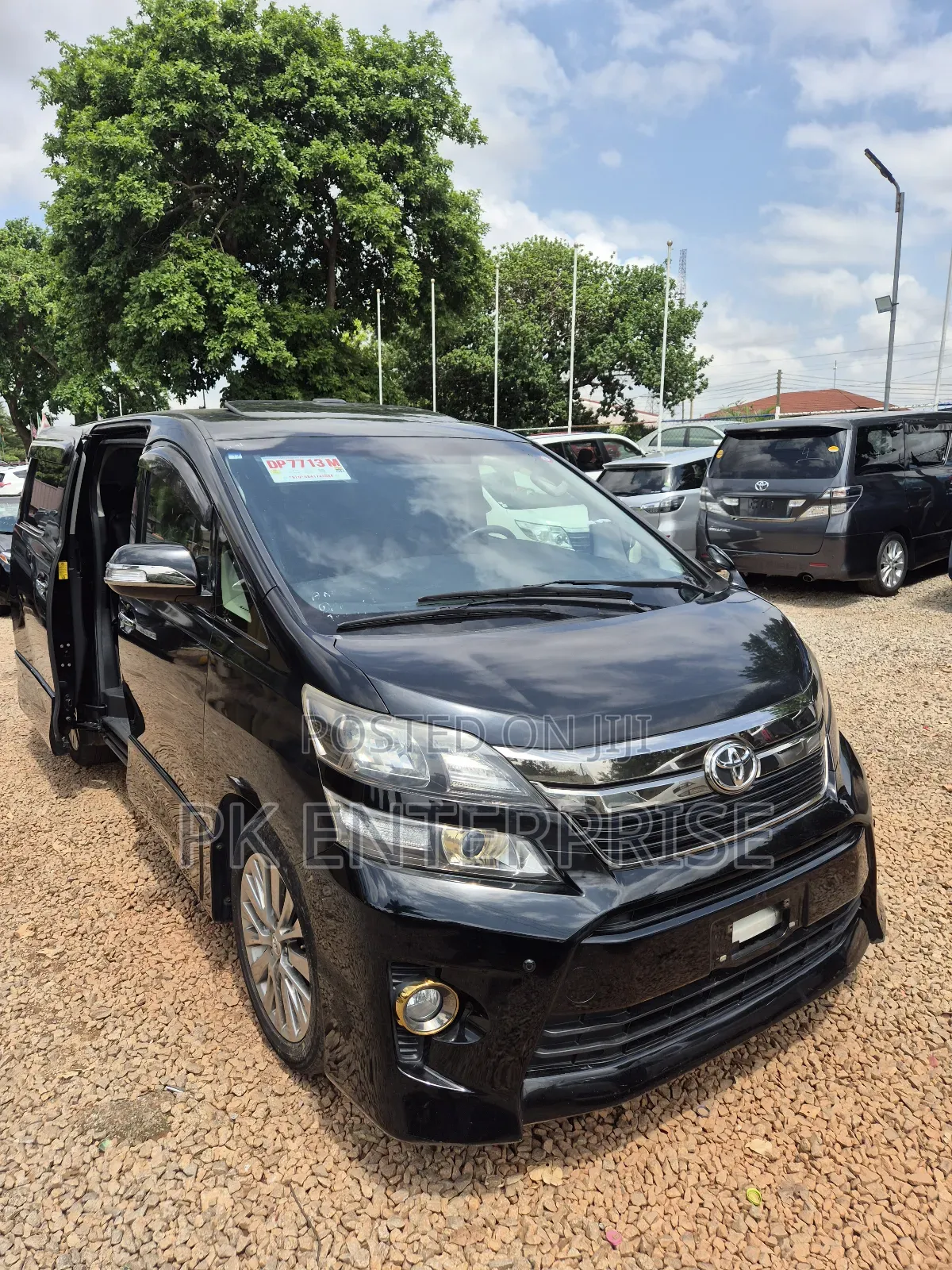 Toyota Vellfire 2014 Black