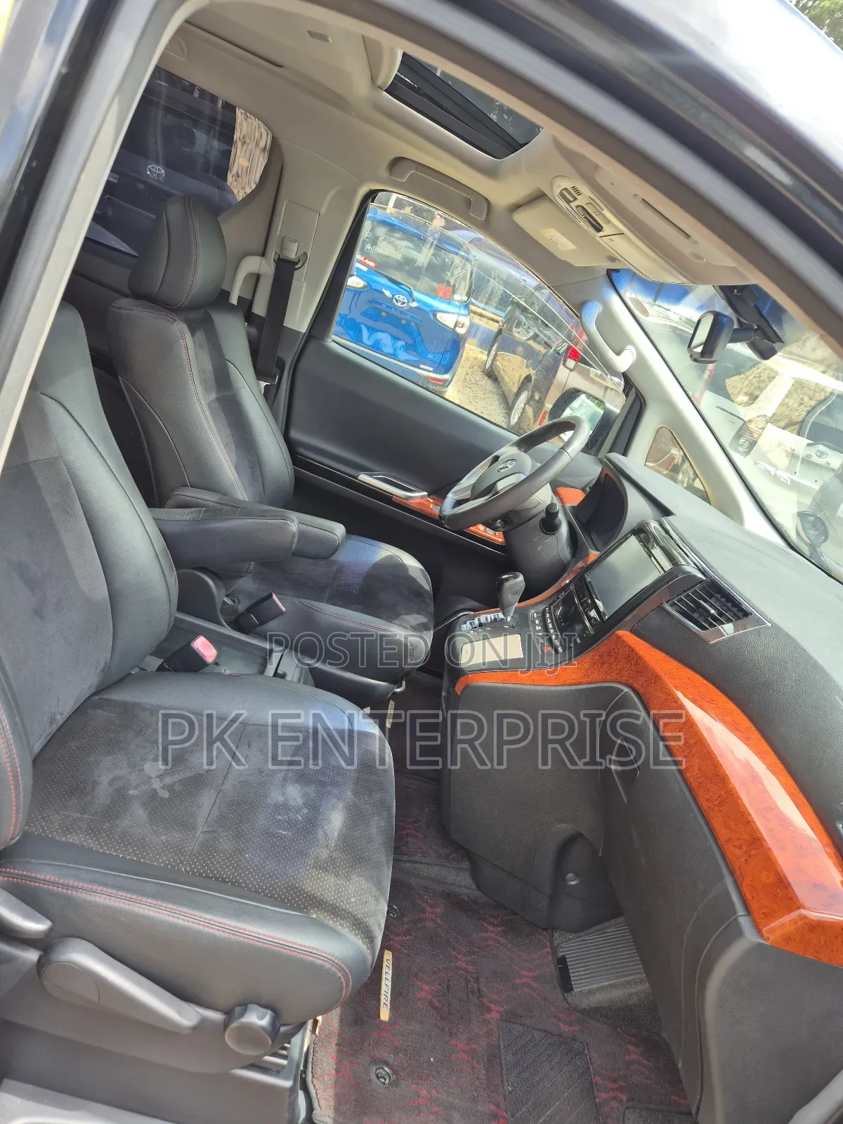 Toyota Vellfire 2014 Black